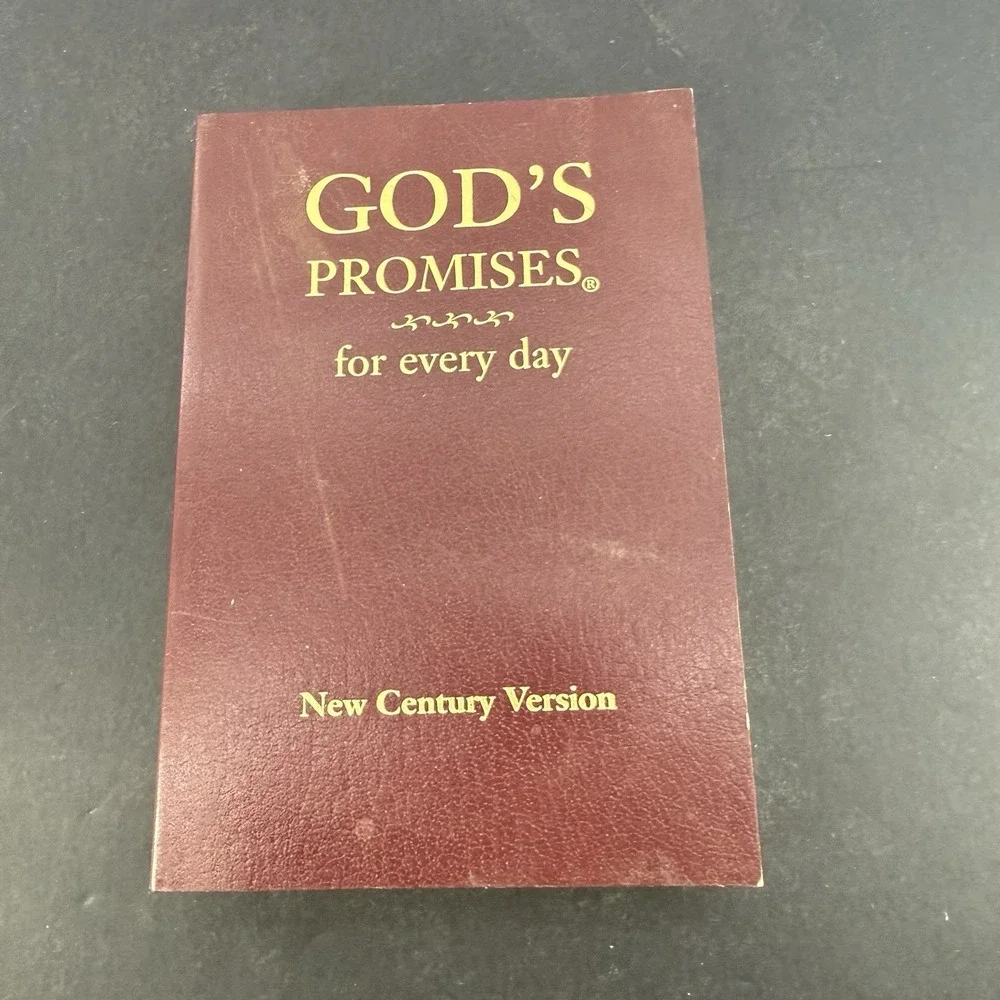 God's Promises for Every Day-New Century Version Thomas Nelson Pocket Paperback